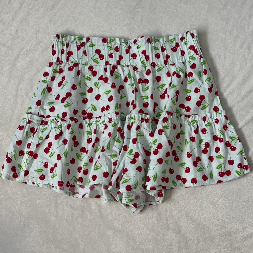 Vanilla Star cherry print shorts ruffle 55% linen natural fibers Size M Coquette